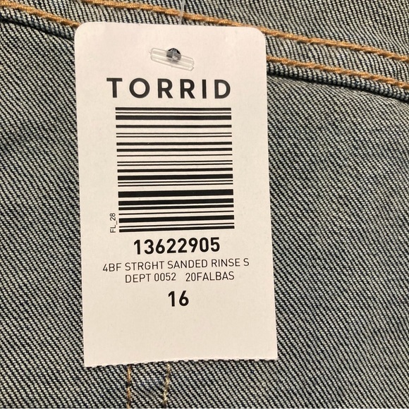TORRID Sz 16R Boyfriend Straight Vintage Stretch Mid-Wash High Rise  Jeans NEW - Picture 8 of 11